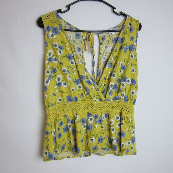 Cupcakes & Cashmere Yellow Floral Print Tank Top Linen Lace Women's Small - Picture 2 of 8